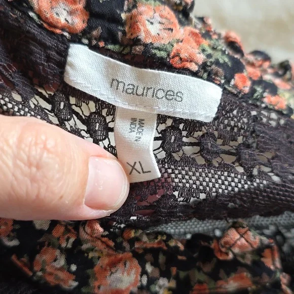 Maurices Floral Lace Blouse Size XL‎ - Picture 6 of 10